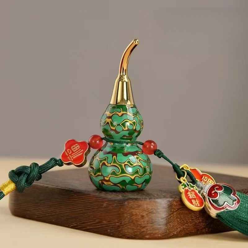 Hand-Painted Brass Gourd Pendant with Urushi Lacquer Art Premium Brass | Traditional Chinese Lacquer Craftsmanship